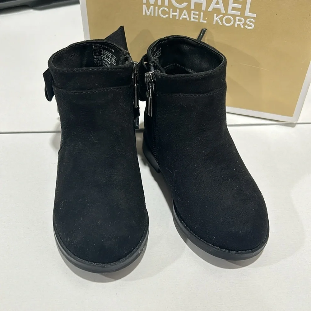 ✨Michael Michael Kors gorgeous boots size 5  NWT✨